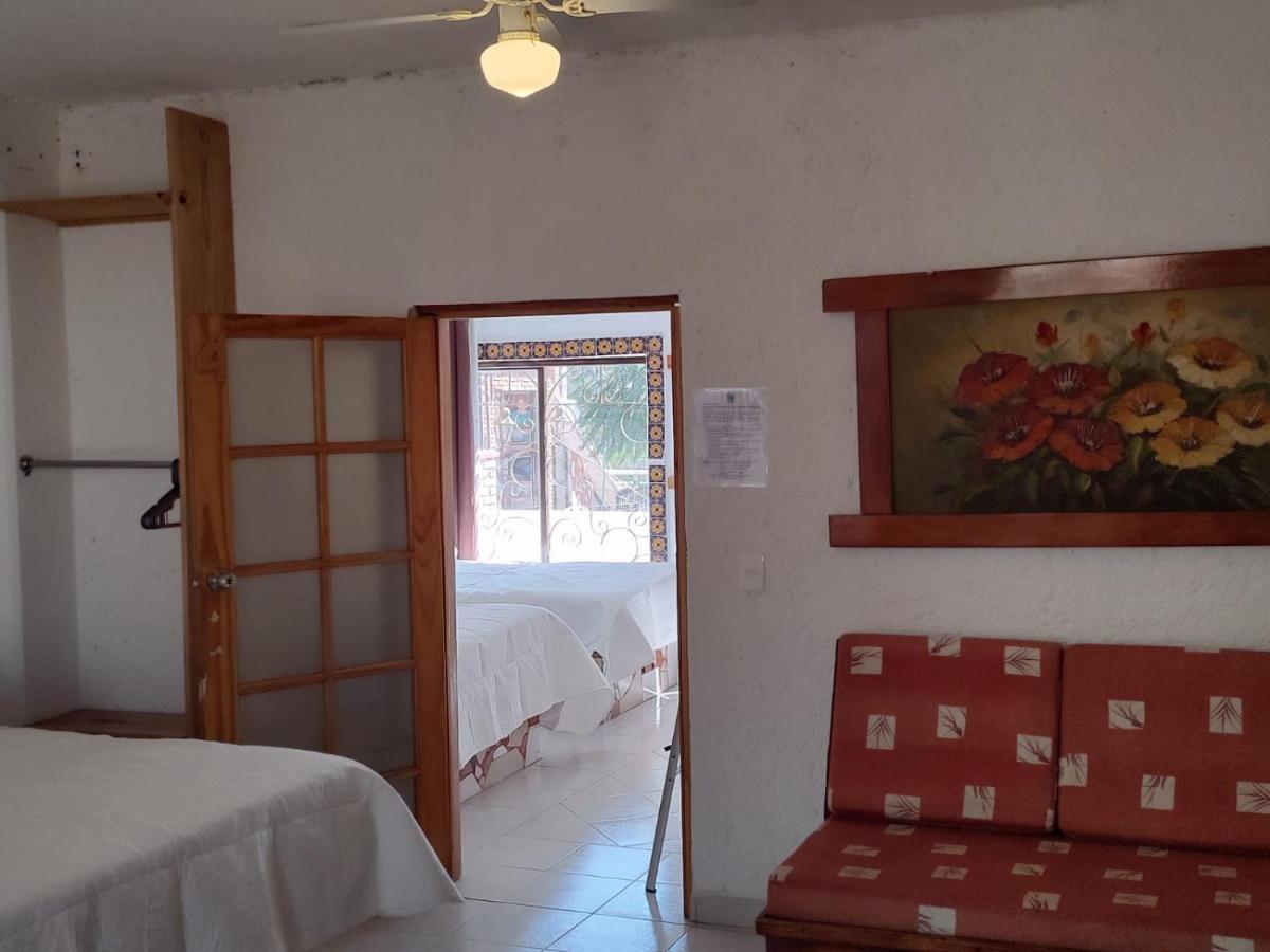 Hotel Alcatraces El Pueblito  Exteriör bild
