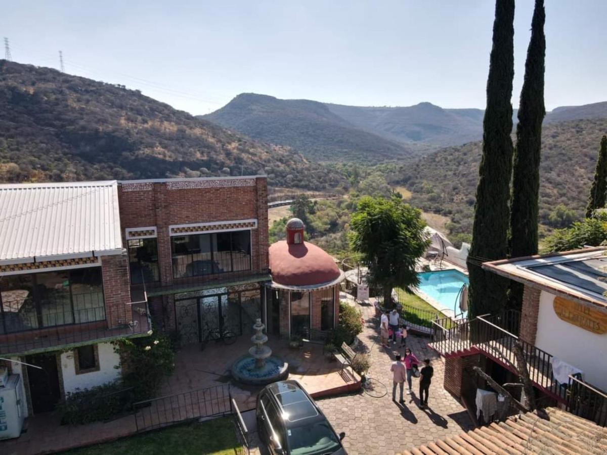 Hotel Alcatraces El Pueblito  Exteriör bild
